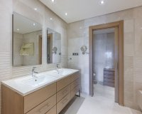Resale - apartment - Marbella - Sierra Blanca