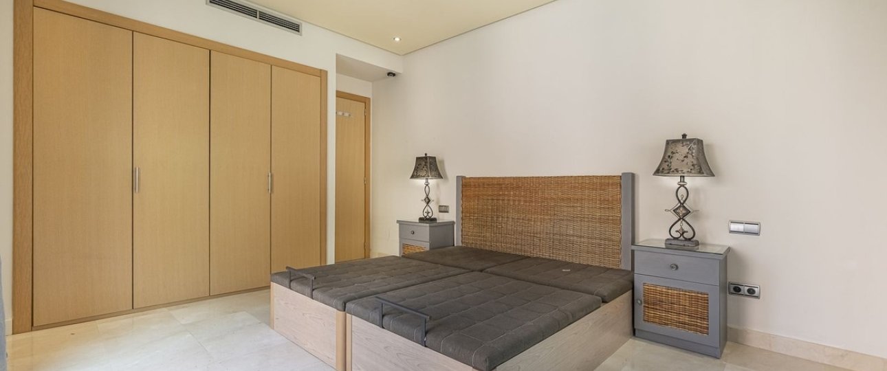 Resale - apartment - Marbella - Sierra Blanca