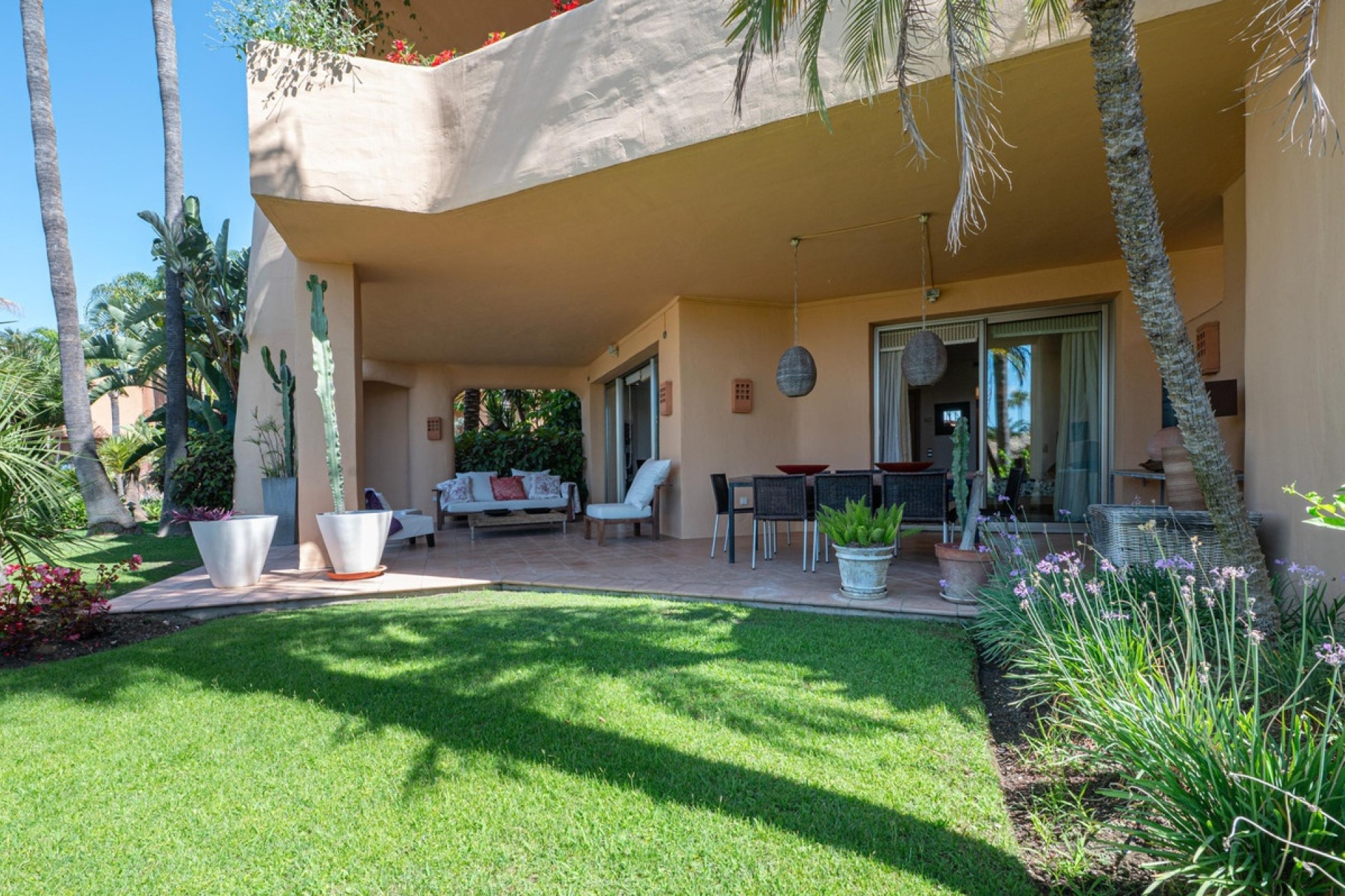 Resale - apartment - Marbella - Sierra Blanca