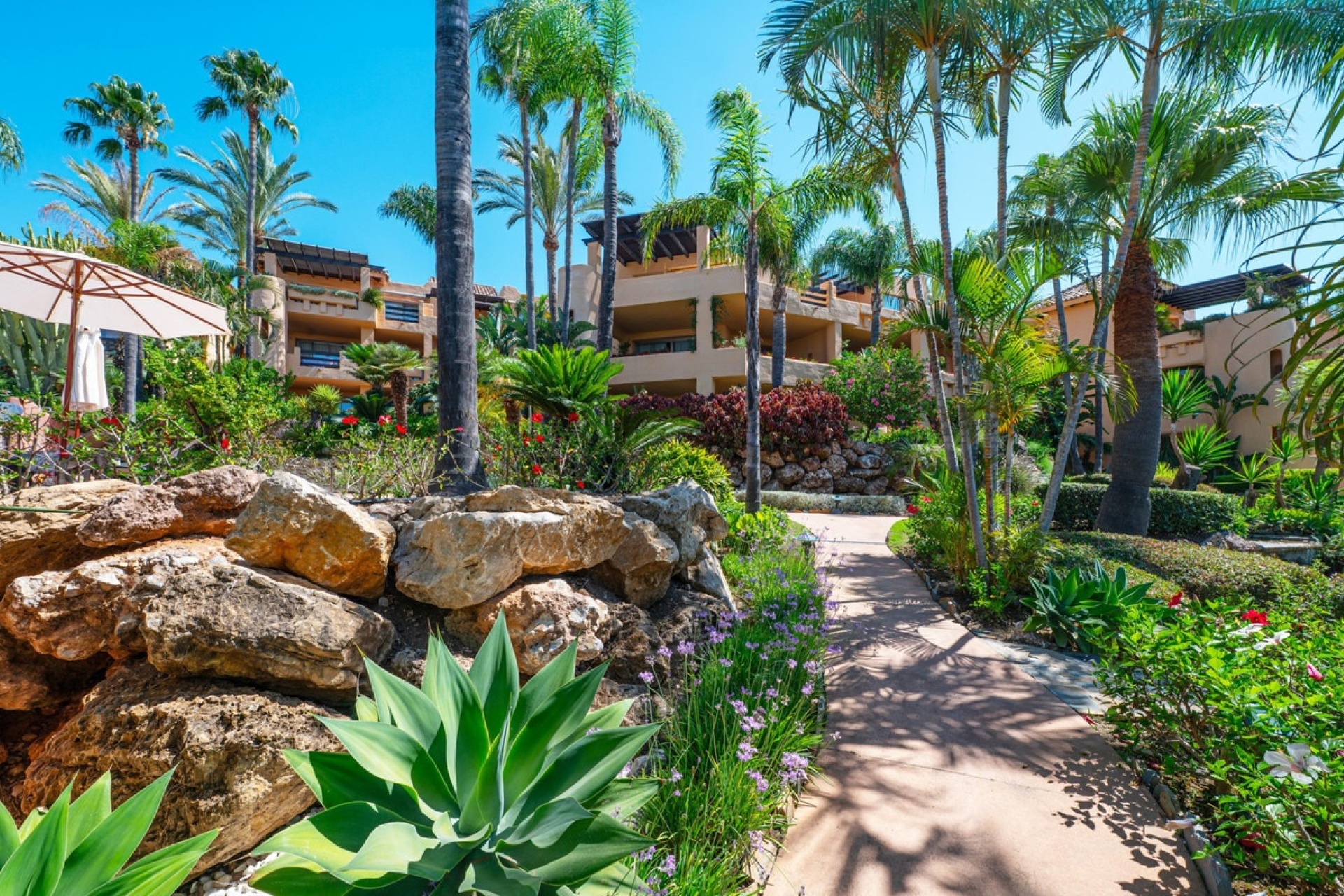 Resale - apartment - Marbella - Sierra Blanca