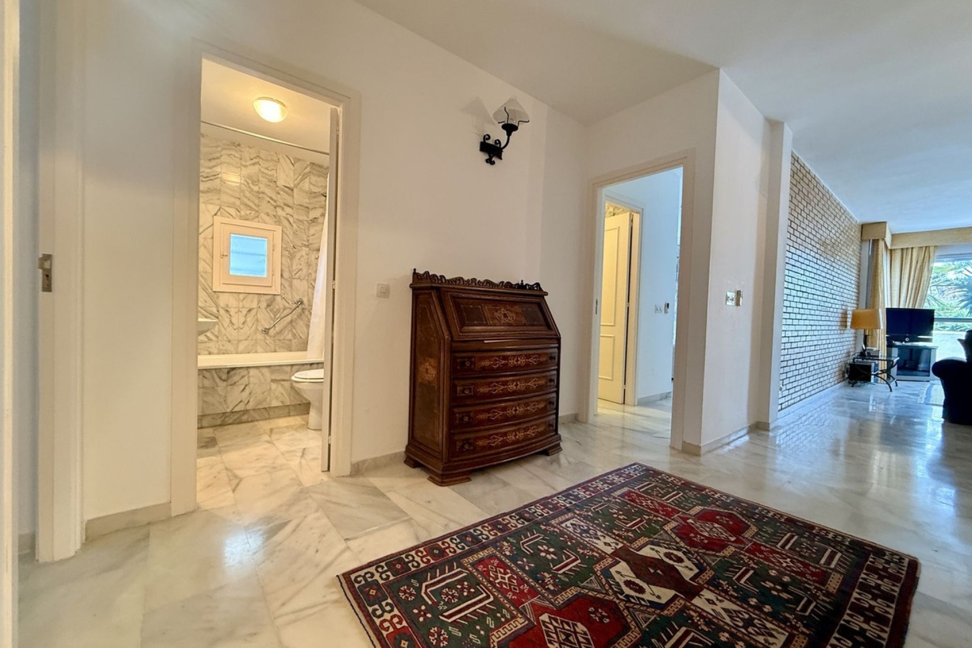 Resale - apartment - Marbella - Sierra Blanca