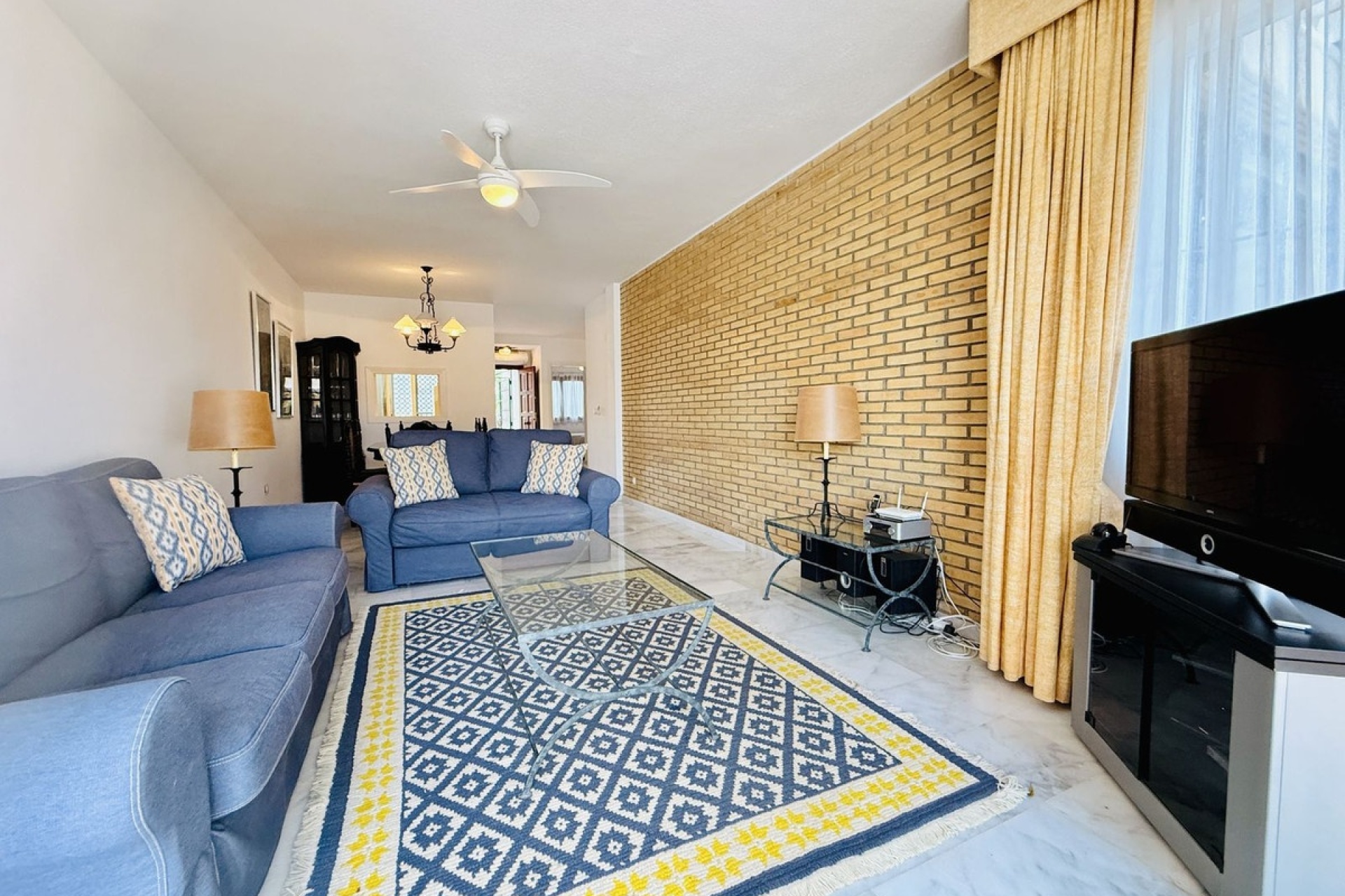 Resale - apartment - Marbella - Sierra Blanca