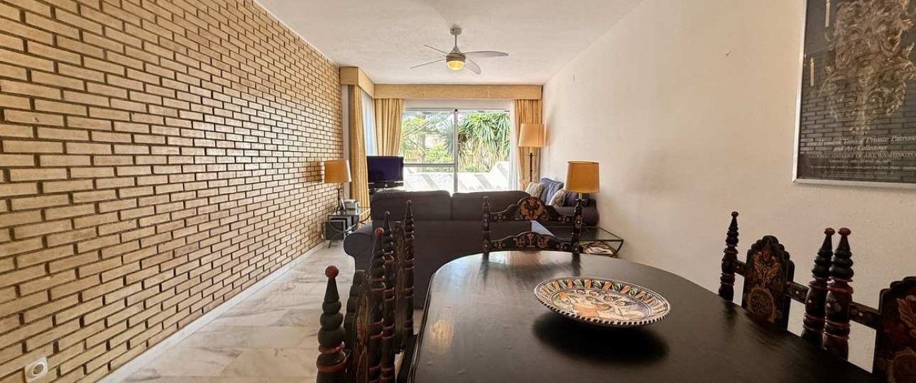 Resale - apartment - Marbella - Sierra Blanca