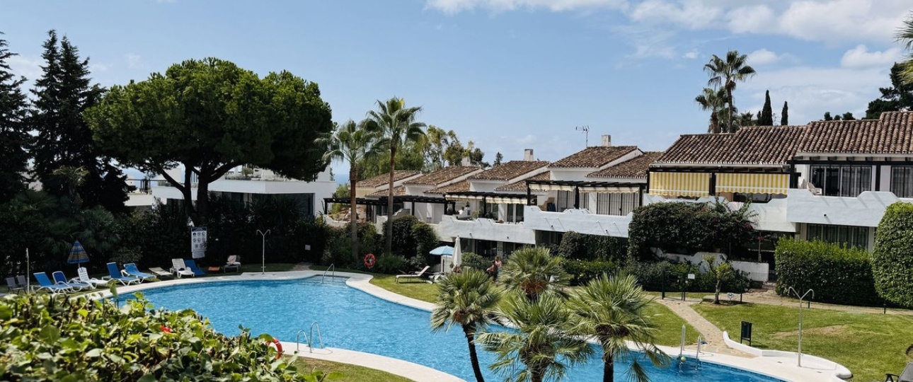Resale - apartment - Marbella - Sierra Blanca