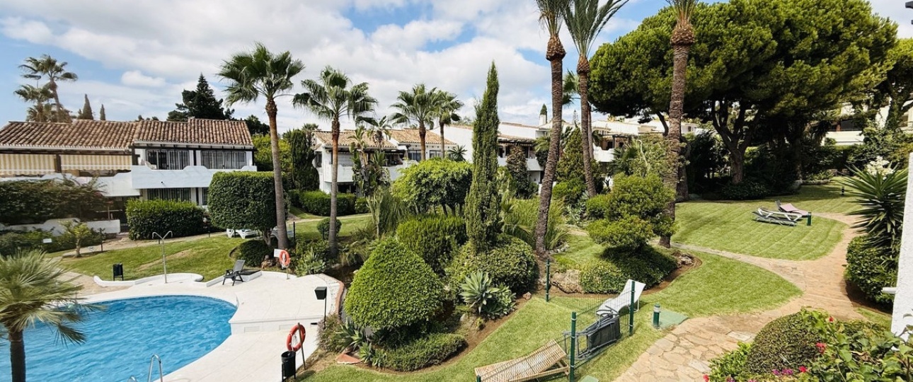 Resale - apartment - Marbella - Sierra Blanca