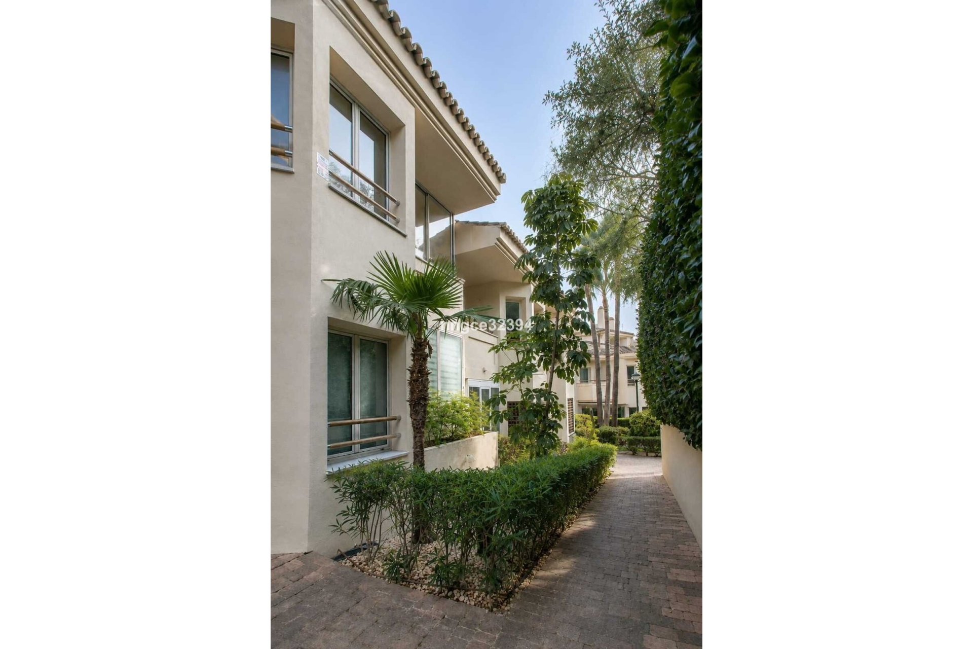 Resale - apartment - Marbella - Sierra Blanca