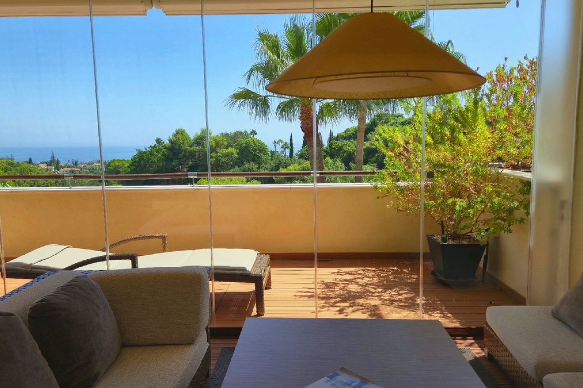 Resale - apartment - Marbella - Sierra Blanca