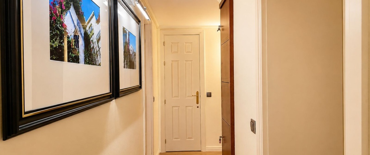 Resale - apartment - Marbella - Sierra Blanca