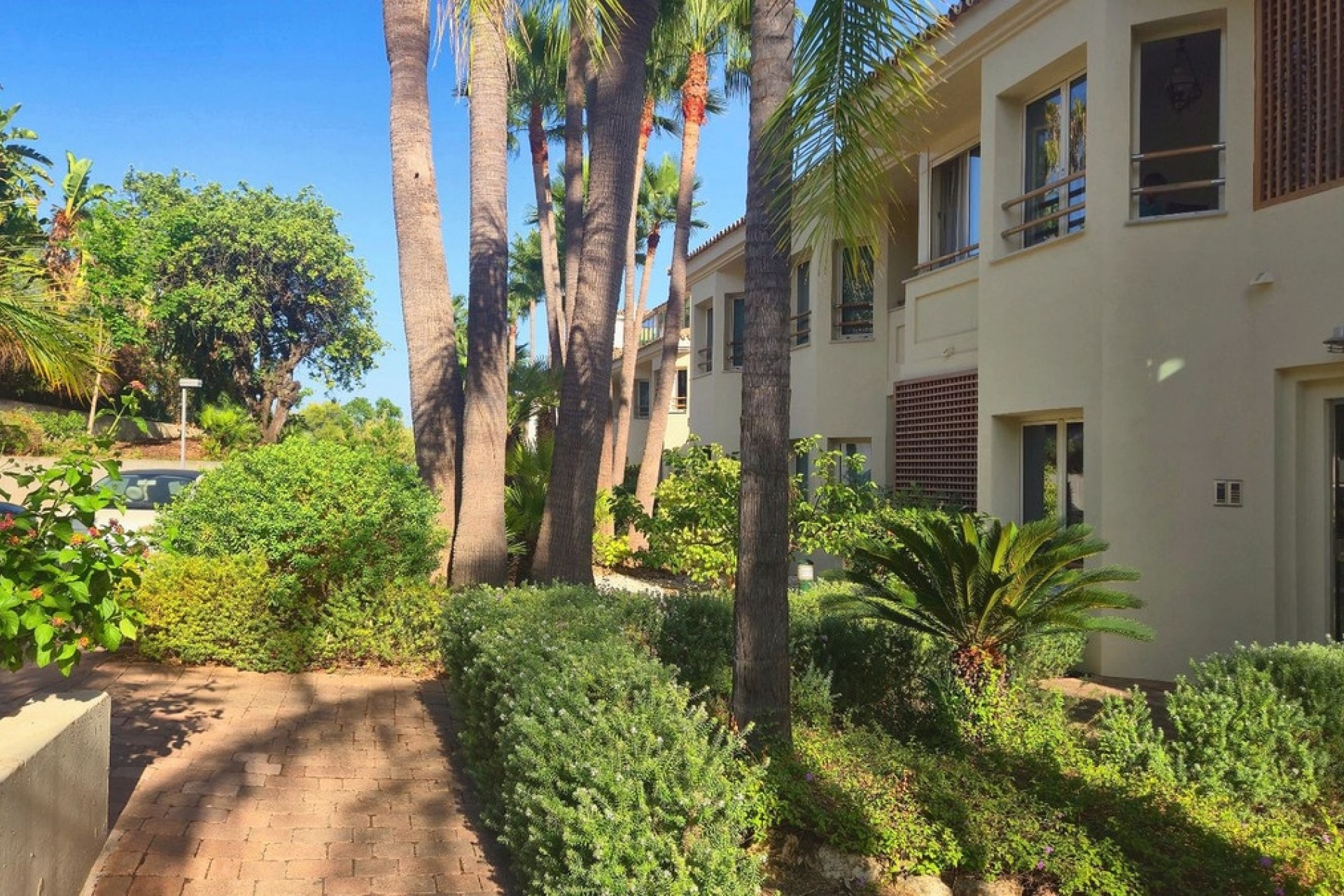 Resale - apartment - Marbella - Sierra Blanca