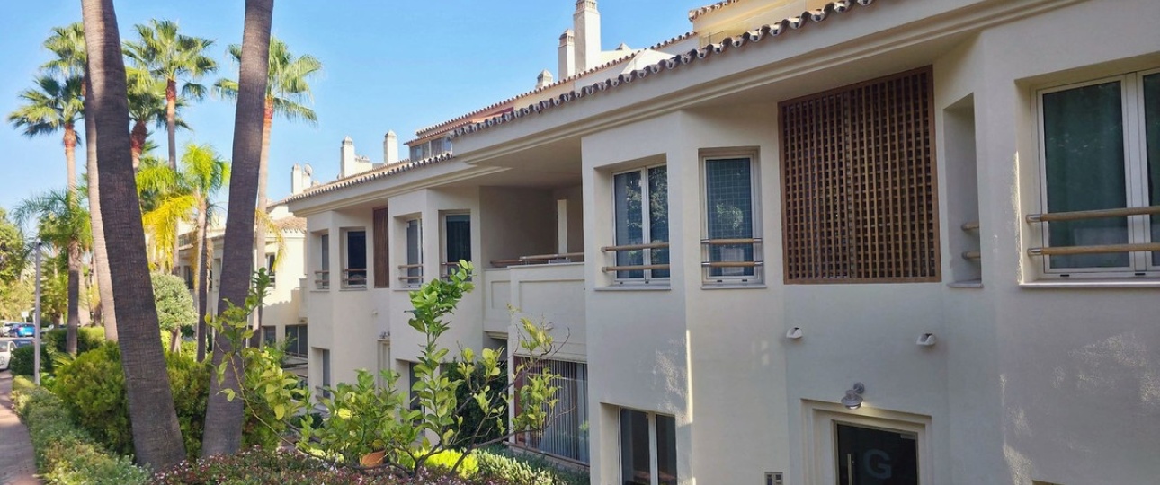 Resale - apartment - Marbella - Sierra Blanca