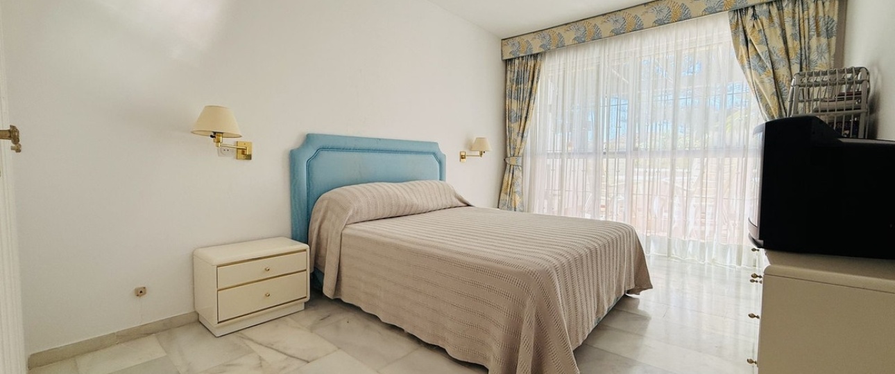 Resale - apartment - Marbella - Sierra Blanca