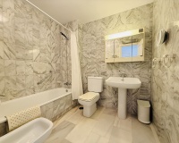 Resale - apartment - Marbella - Sierra Blanca