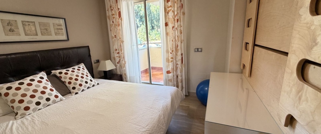 Resale - apartment - Marbella - Sierra Blanca