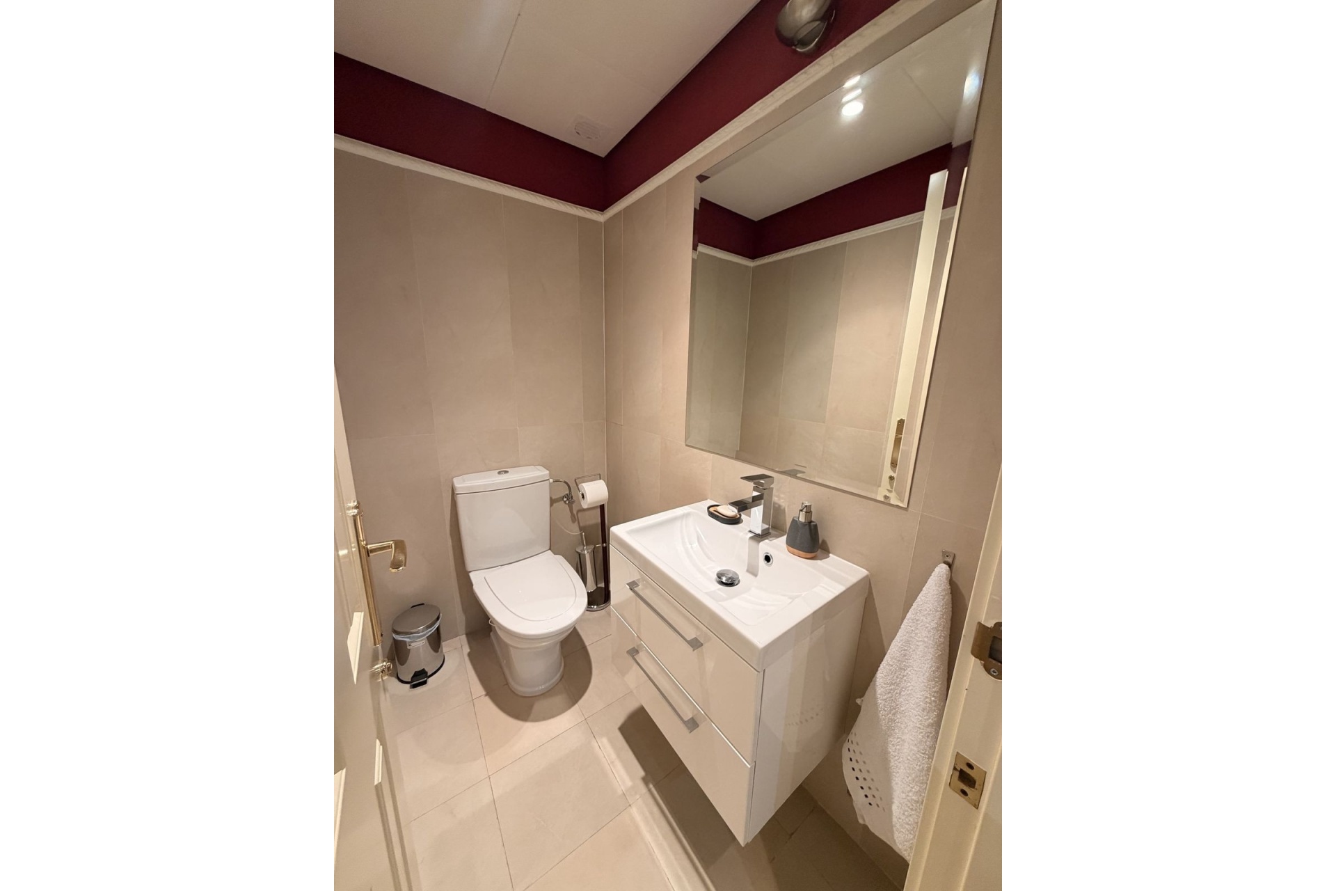 Resale - apartment - Marbella - Sierra Blanca