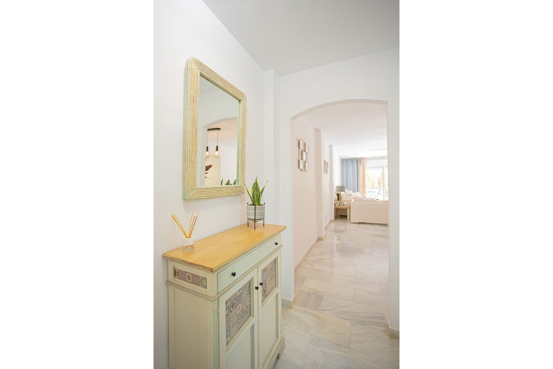 Resale - apartment - Marbella - The Golden Mile