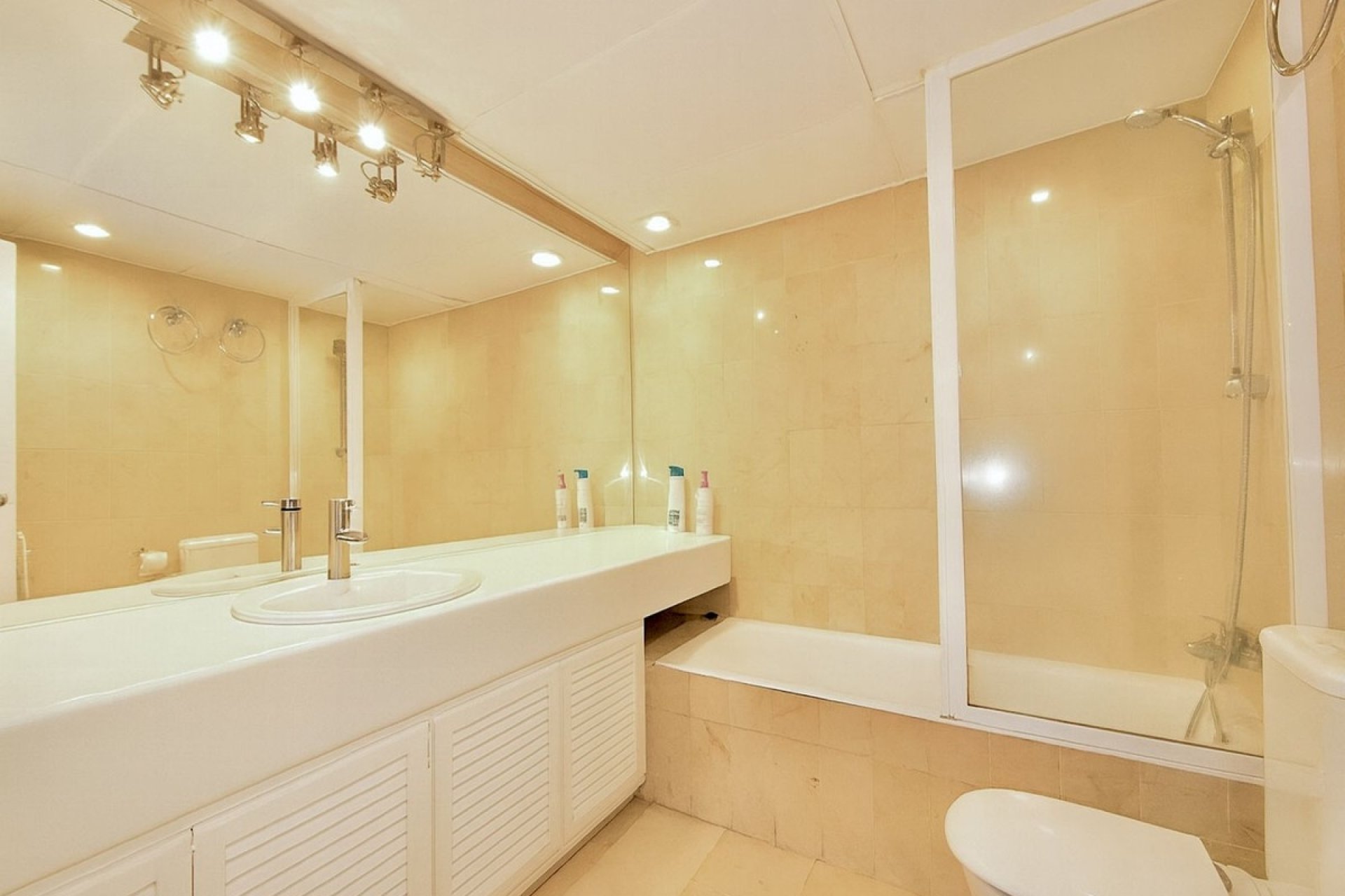 Resale - apartment - Marbella - The Golden Mile