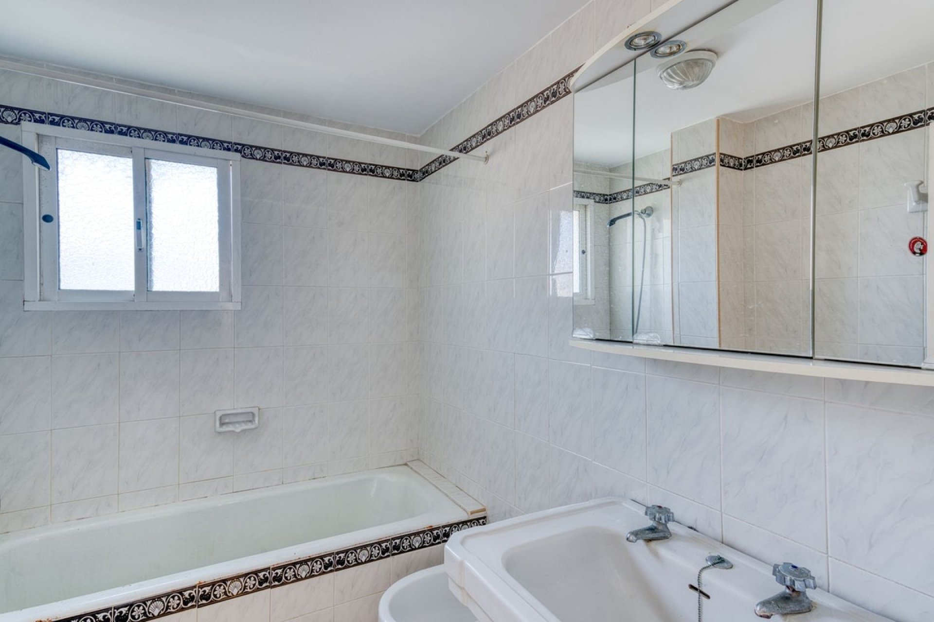 Resale - apartment - Marbella - The Golden Mile