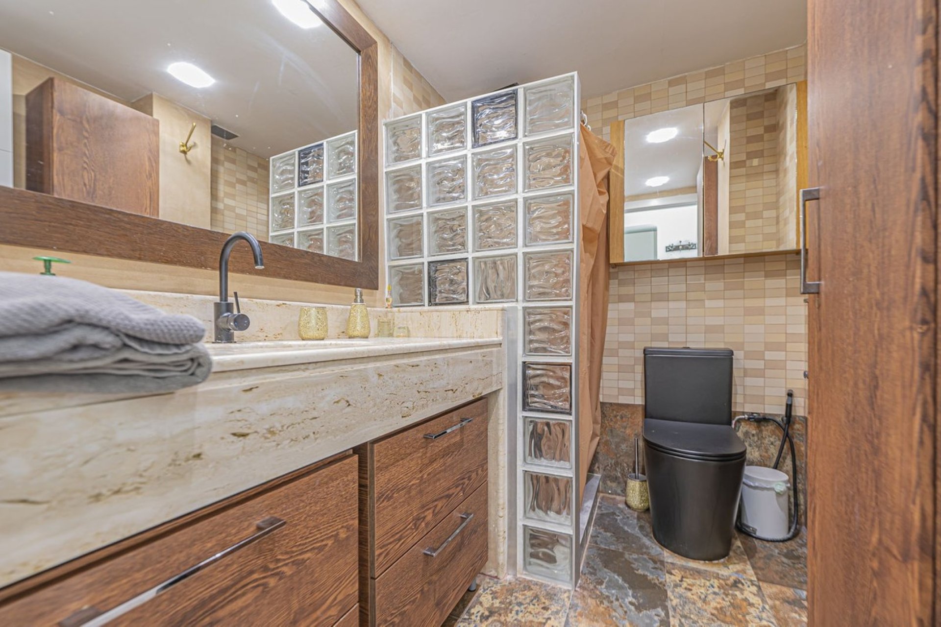 Resale - apartment - Marbella - The Golden Mile