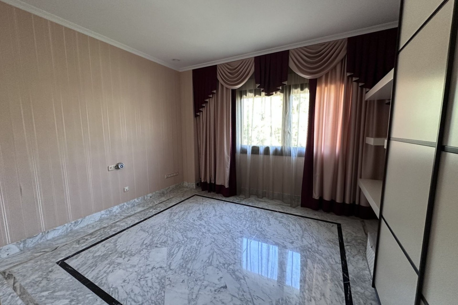 Resale - apartment - Marbella - The Golden Mile