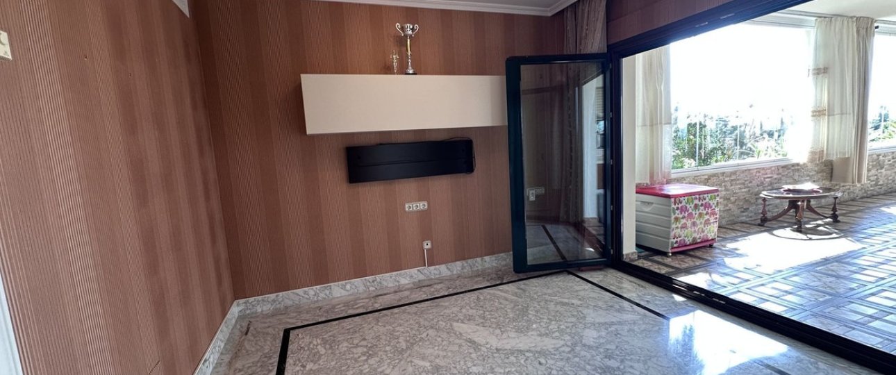 Resale - apartment - Marbella - The Golden Mile