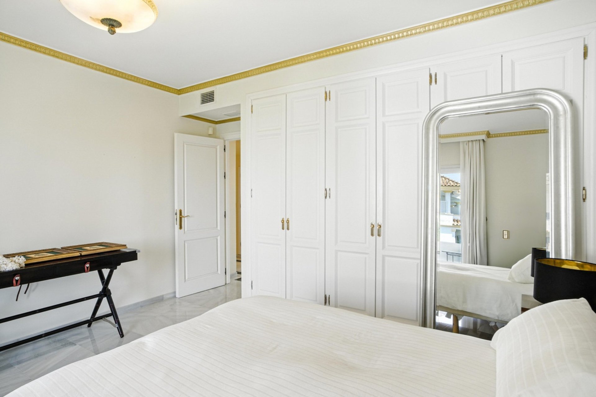 Resale - apartment - Marbella - The Golden Mile