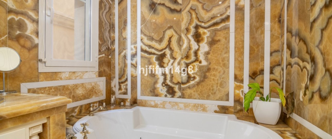 Resale - apartment - Marbella - The Golden Mile