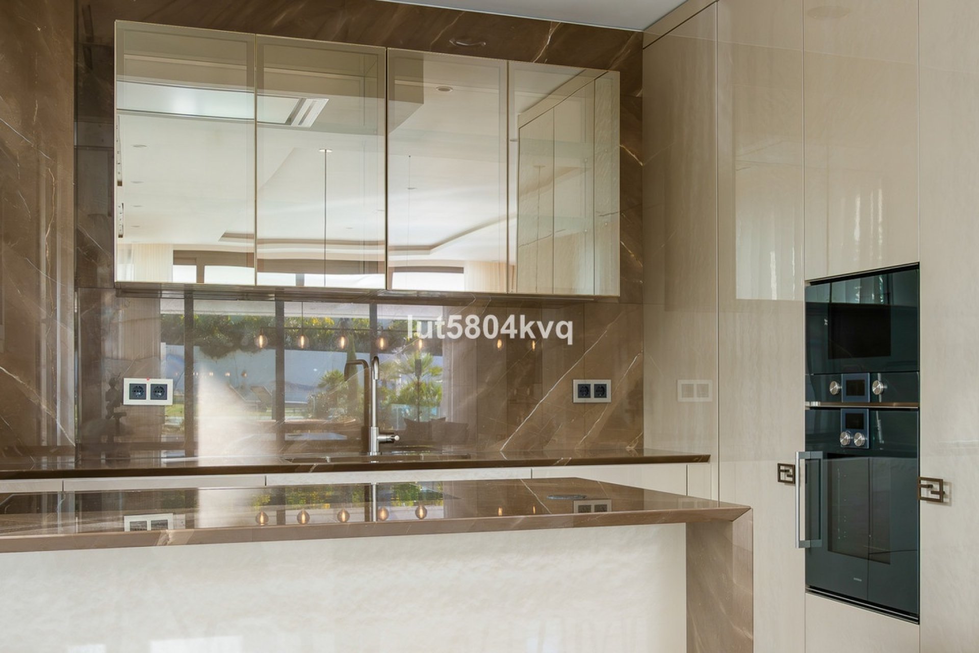 Resale - apartment - Marbella - The Golden Mile