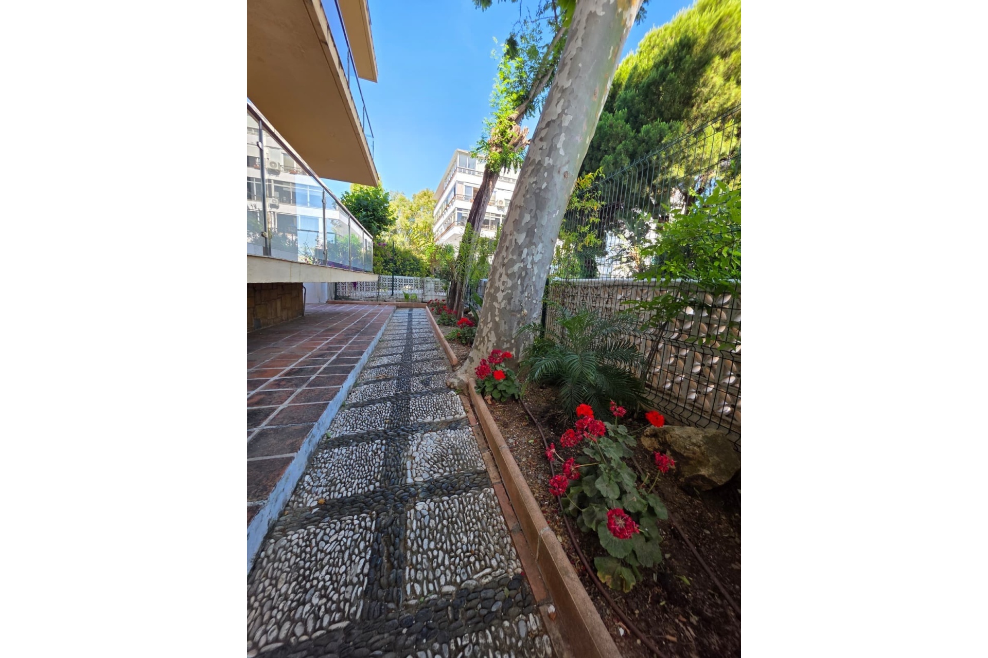 Resale - apartment - Marbella - The Golden Mile