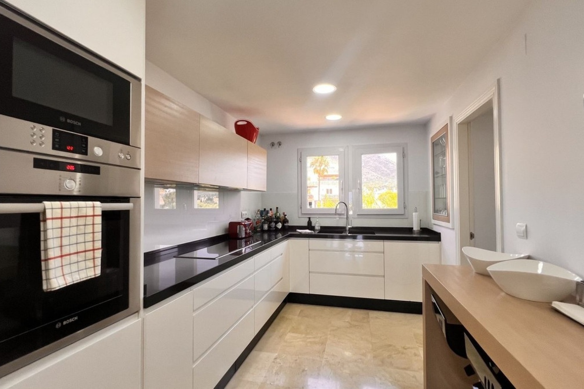Resale - apartment - Marbella - The Golden Mile