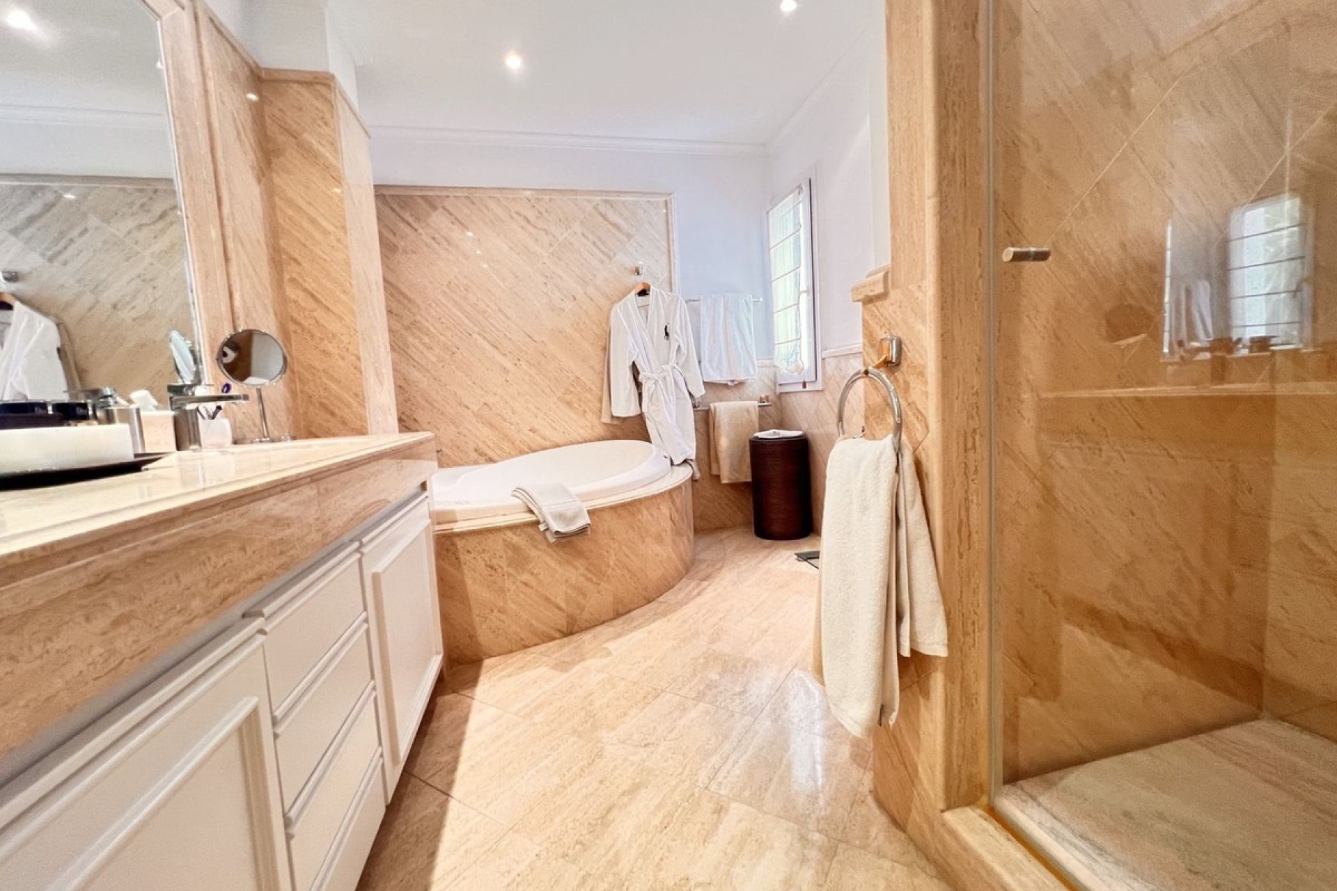 Resale - apartment - Marbella - The Golden Mile