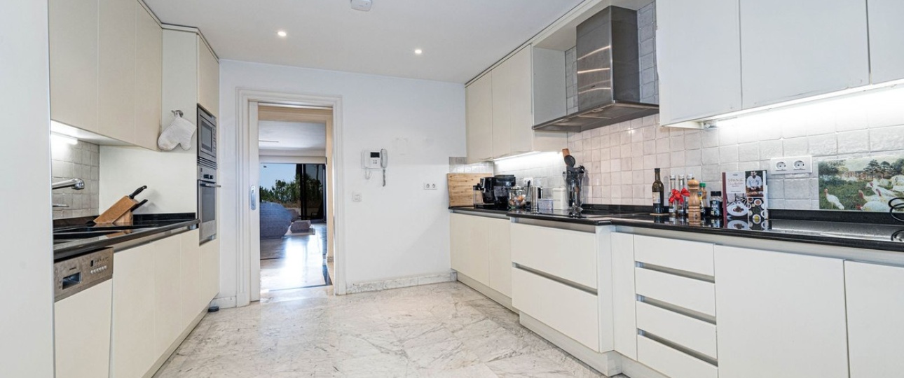 Resale - apartment - Marbella - The Golden Mile