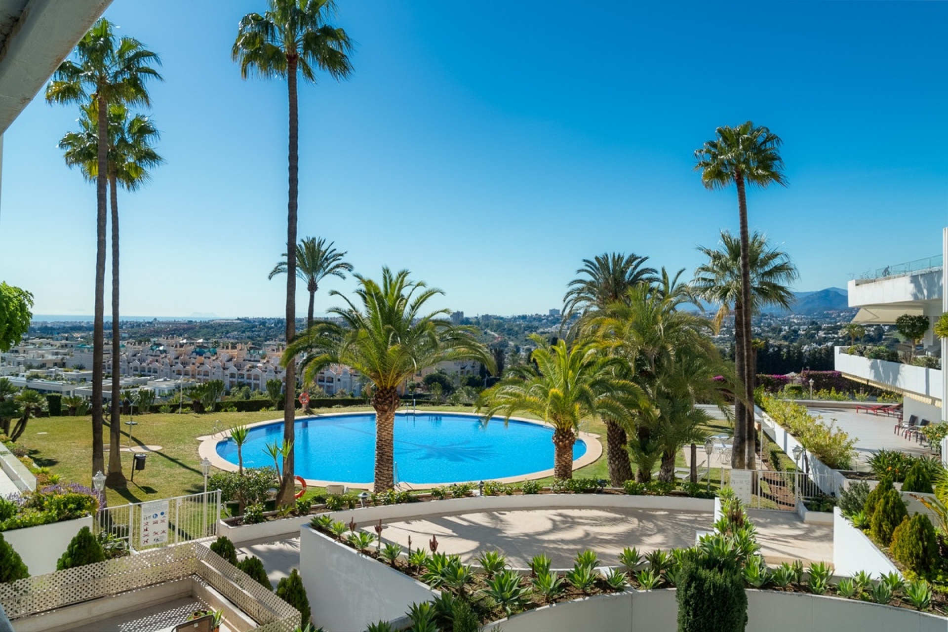 Resale - apartment - Marbella - The Golden Mile