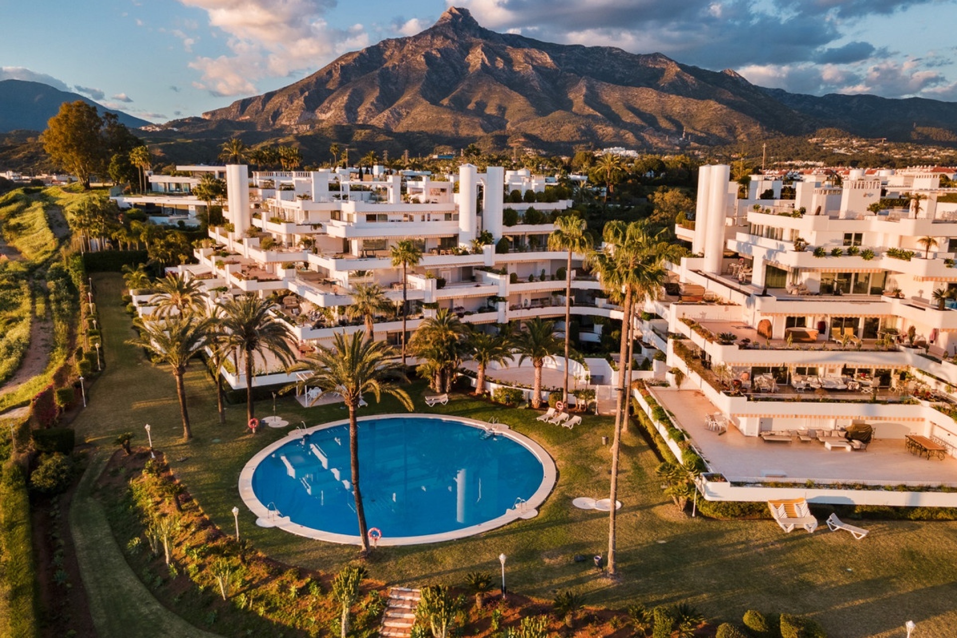 Resale - apartment - Marbella - The Golden Mile