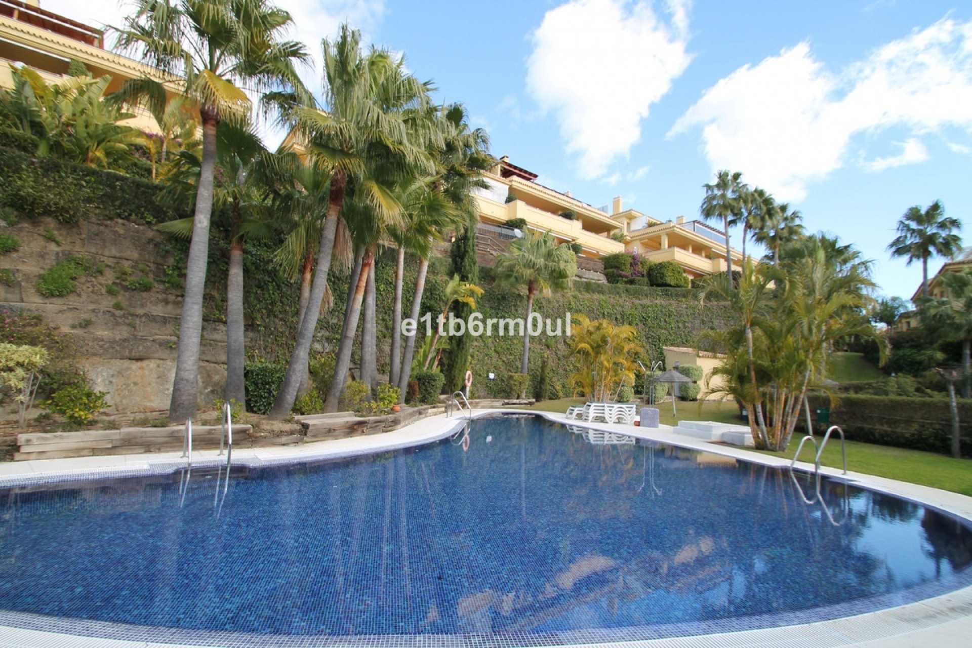 Resale - apartment - Marbella - The Golden Mile