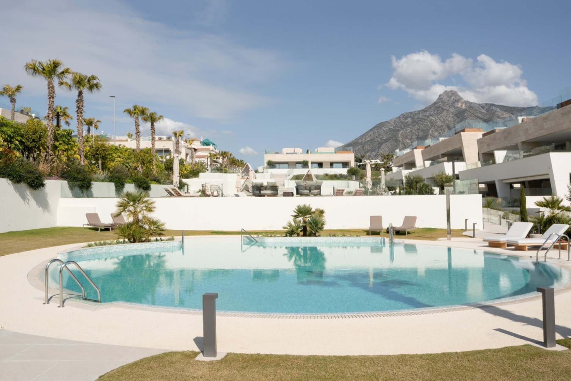 Resale - apartment - Marbella - The Golden Mile