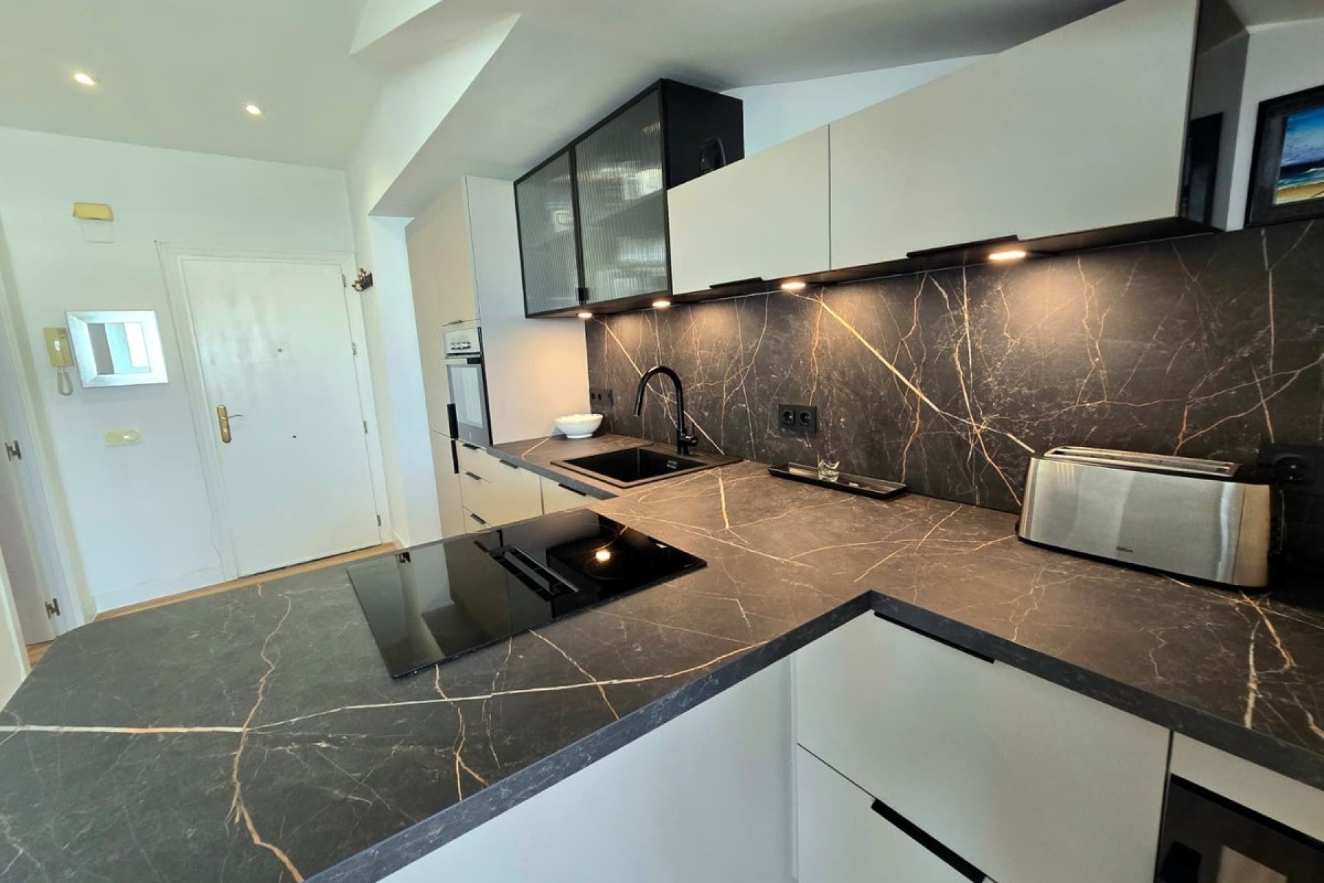 Resale - apartment - Marbella - The Golden Mile