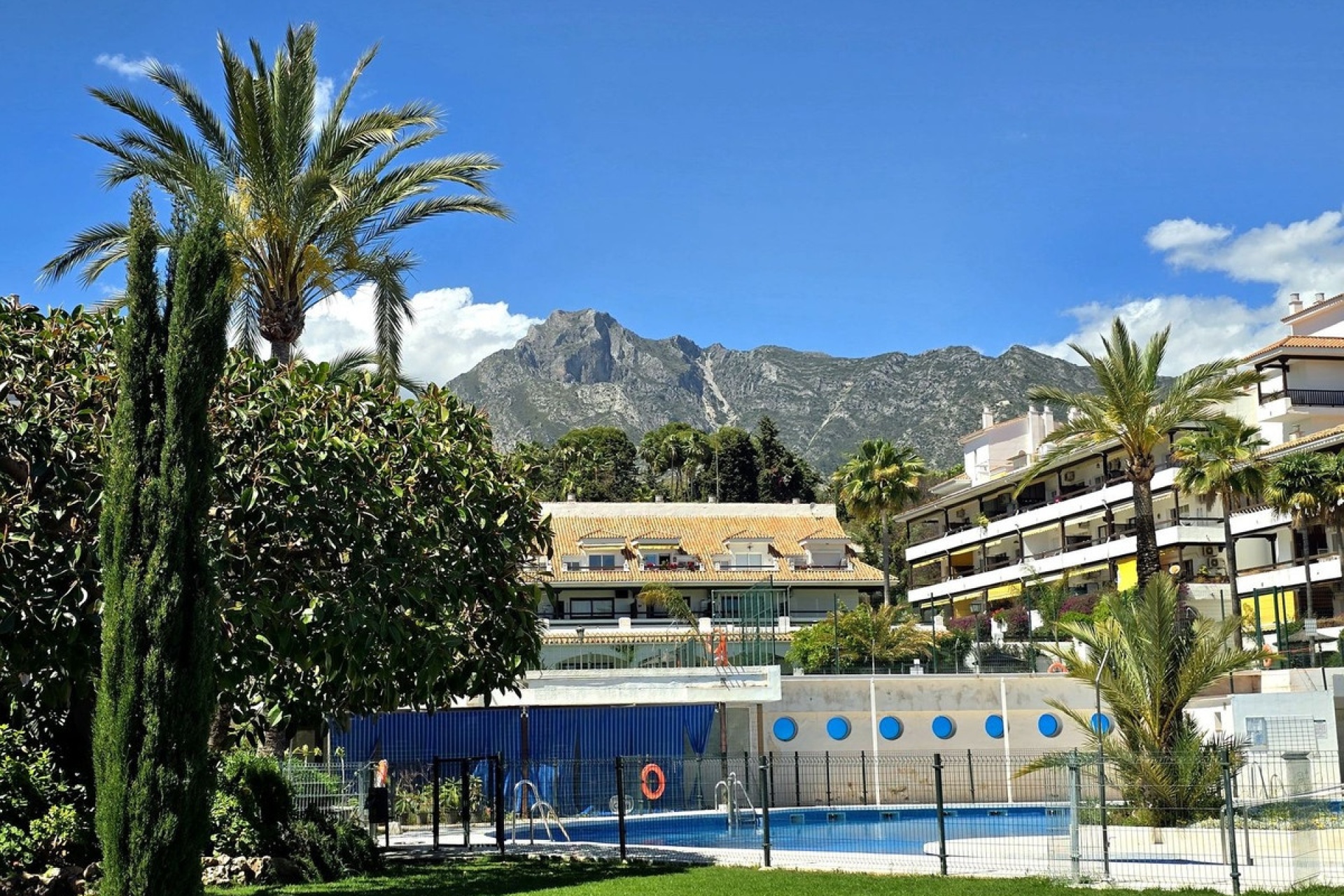 Resale - apartment - Marbella - The Golden Mile