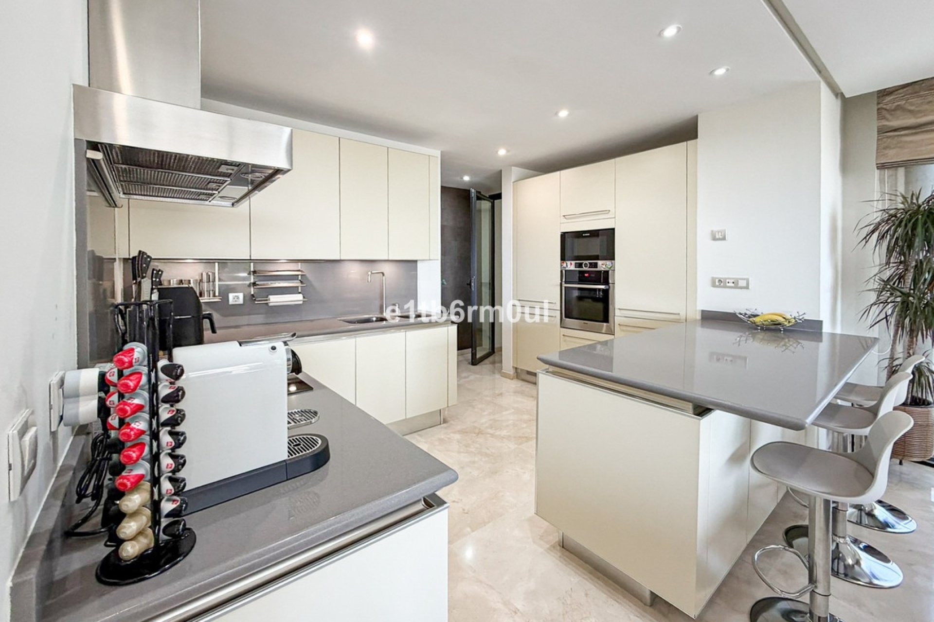 Resale - apartment - Marbella - The Golden Mile