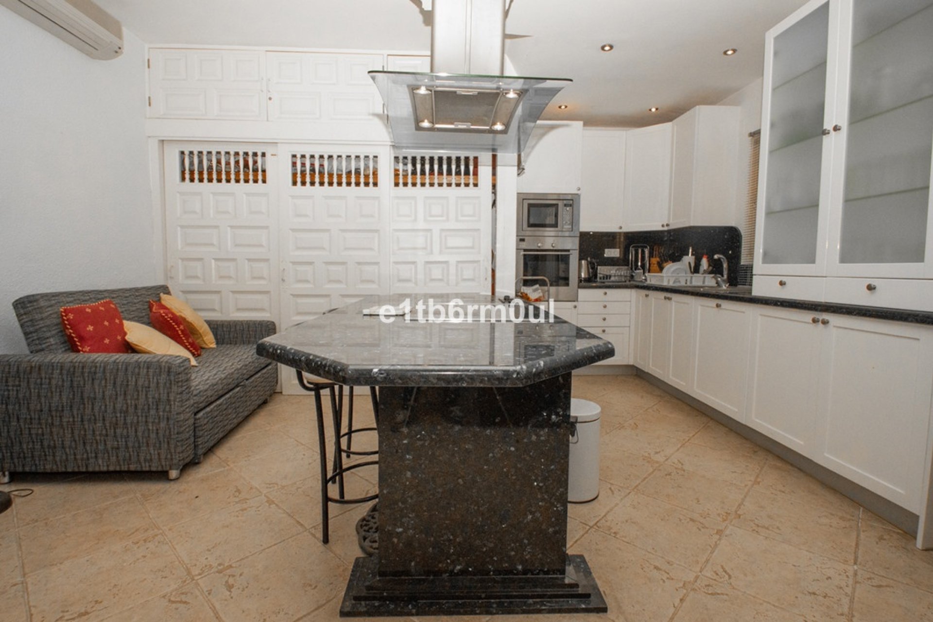 Resale - apartment - Marbella - The Golden Mile