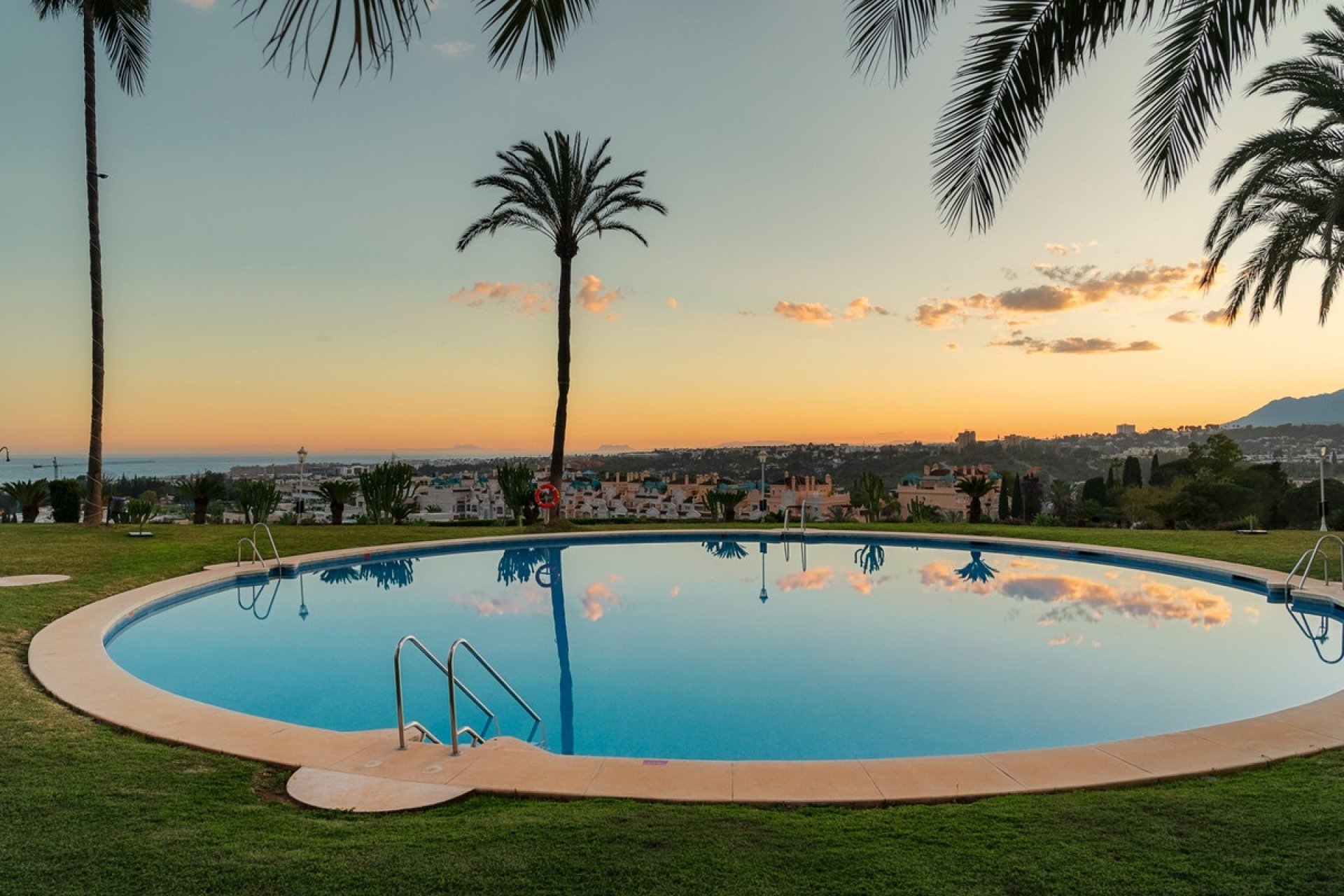 Resale - apartment - Marbella - The Golden Mile