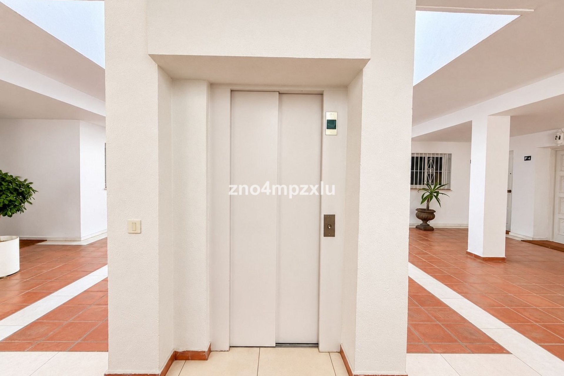 Resale - apartment - Marbella - The Golden Mile