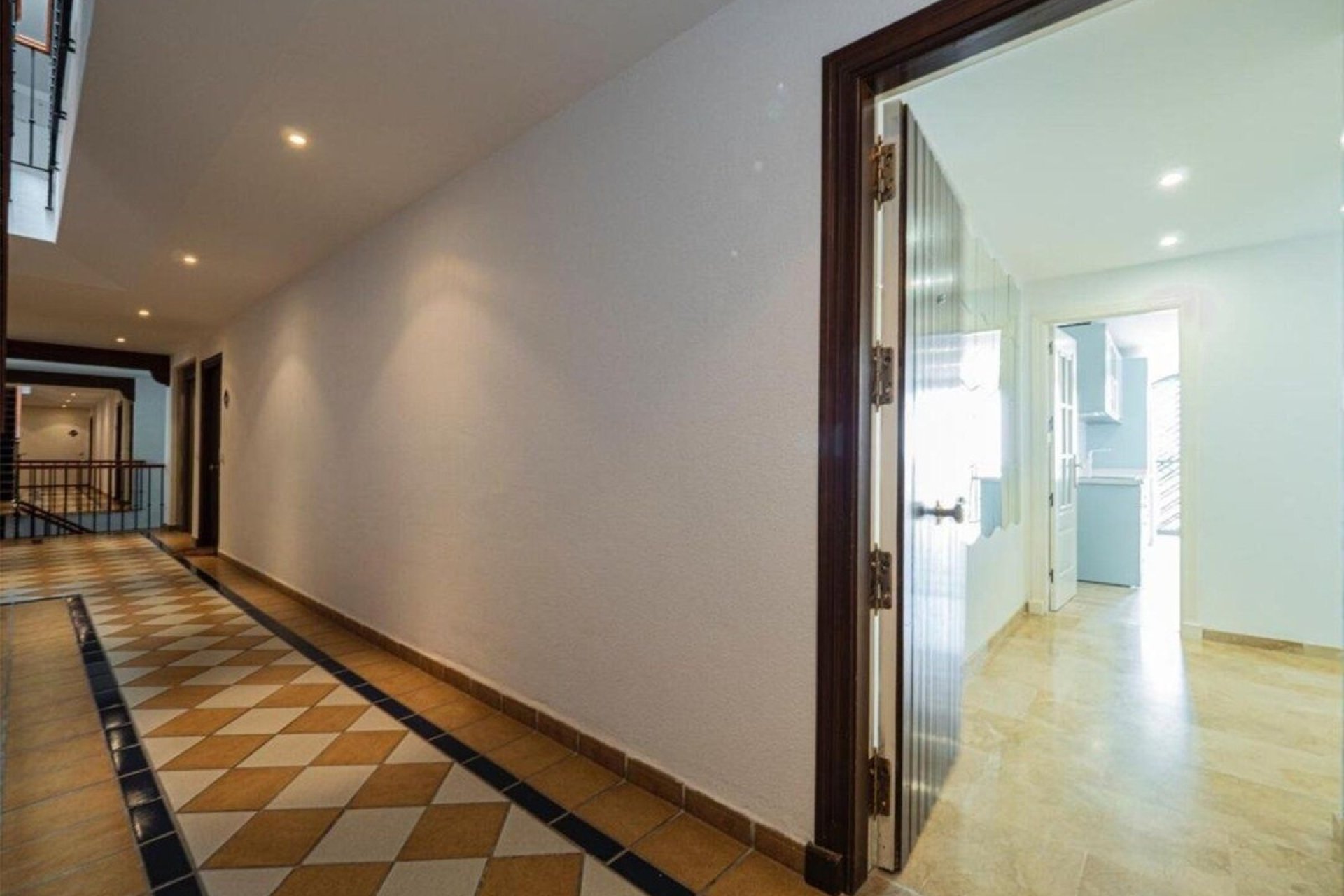 Resale - apartment - Marbella - The Golden Mile