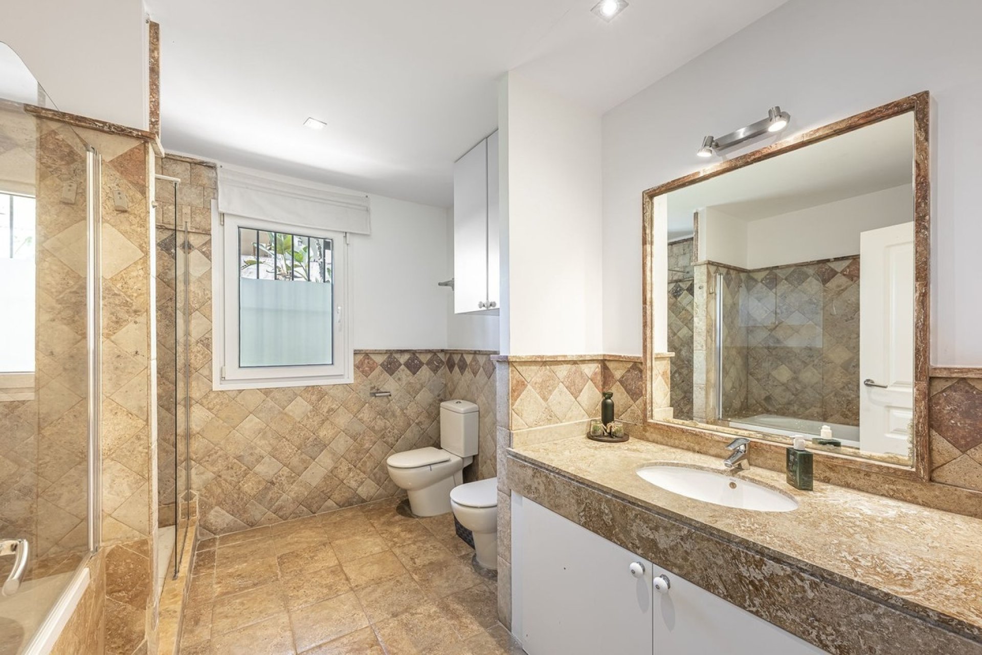 Resale - apartment - Marbella - The Golden Mile