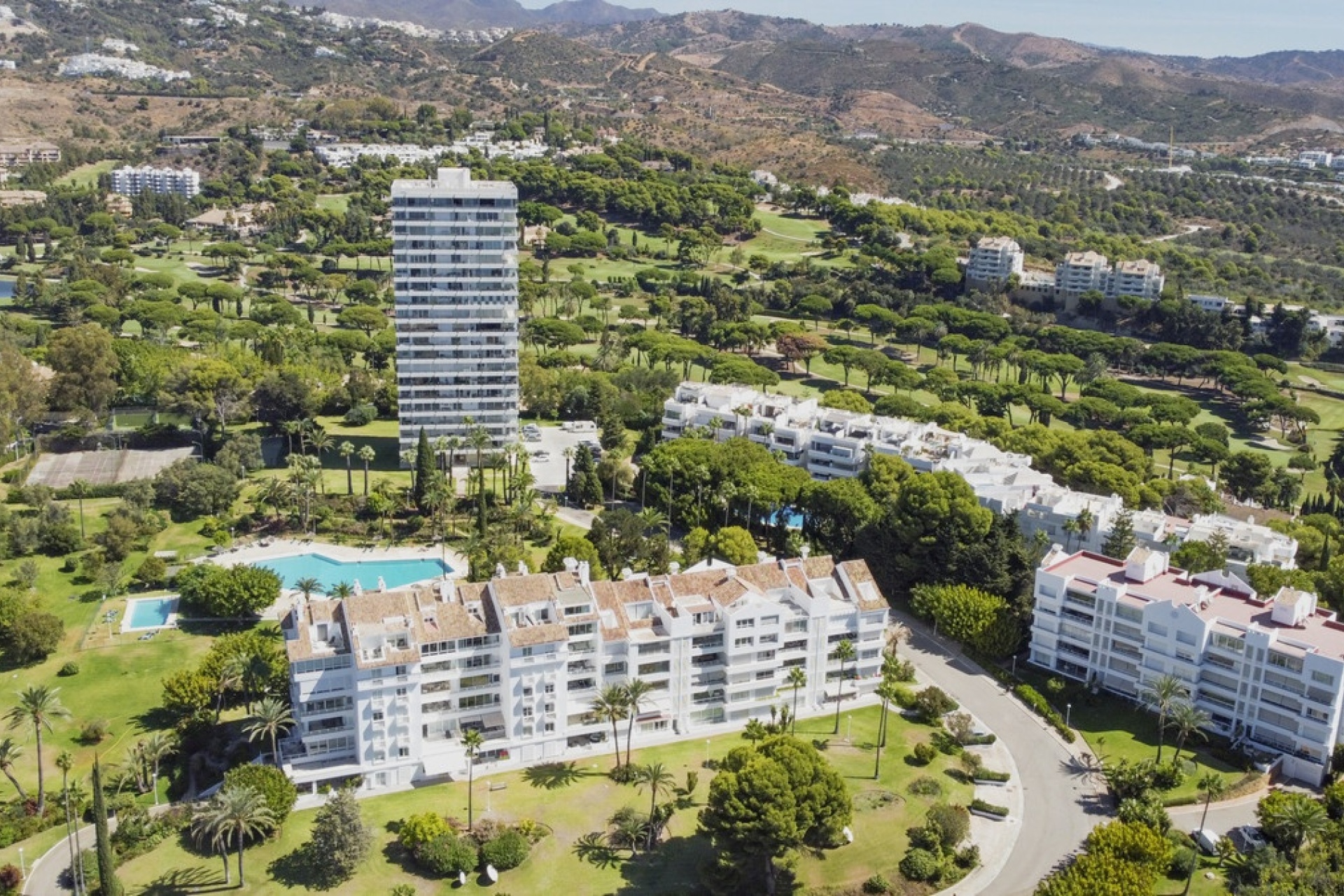 Resale - apartment - Marbella - Torre Real