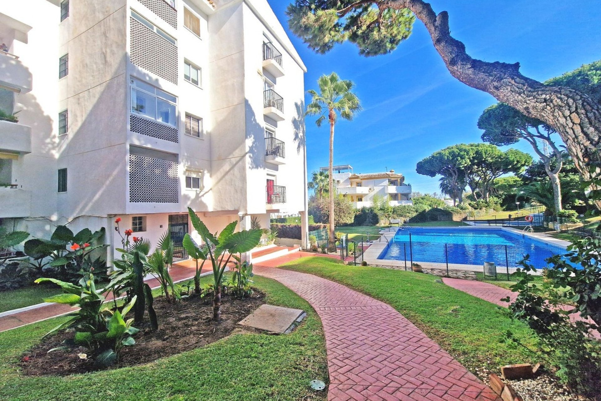 Resale - apartment - Mijas - Calahonda