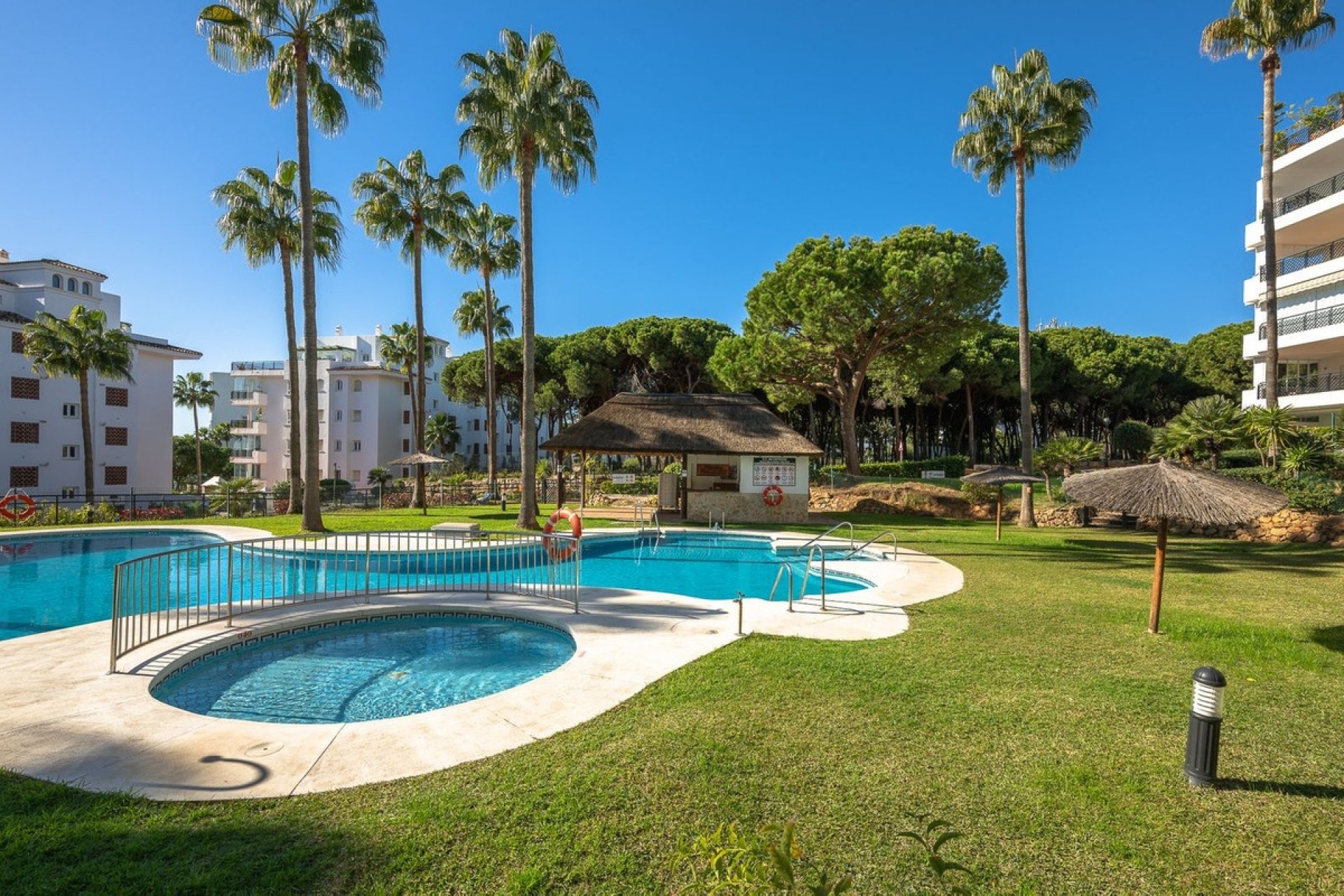 Resale - apartment - Mijas - Calahonda