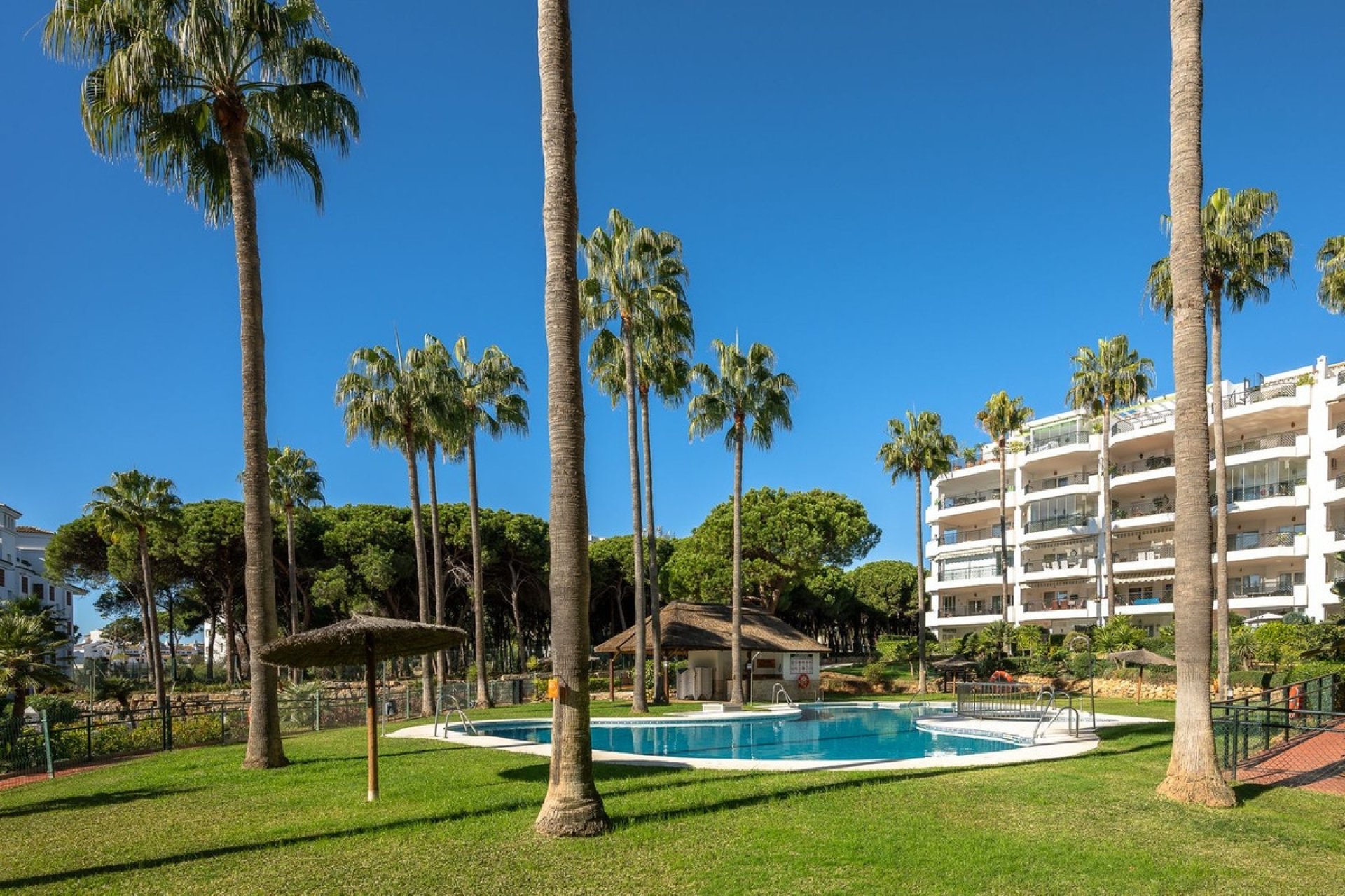 Resale - apartment - Mijas - Calahonda