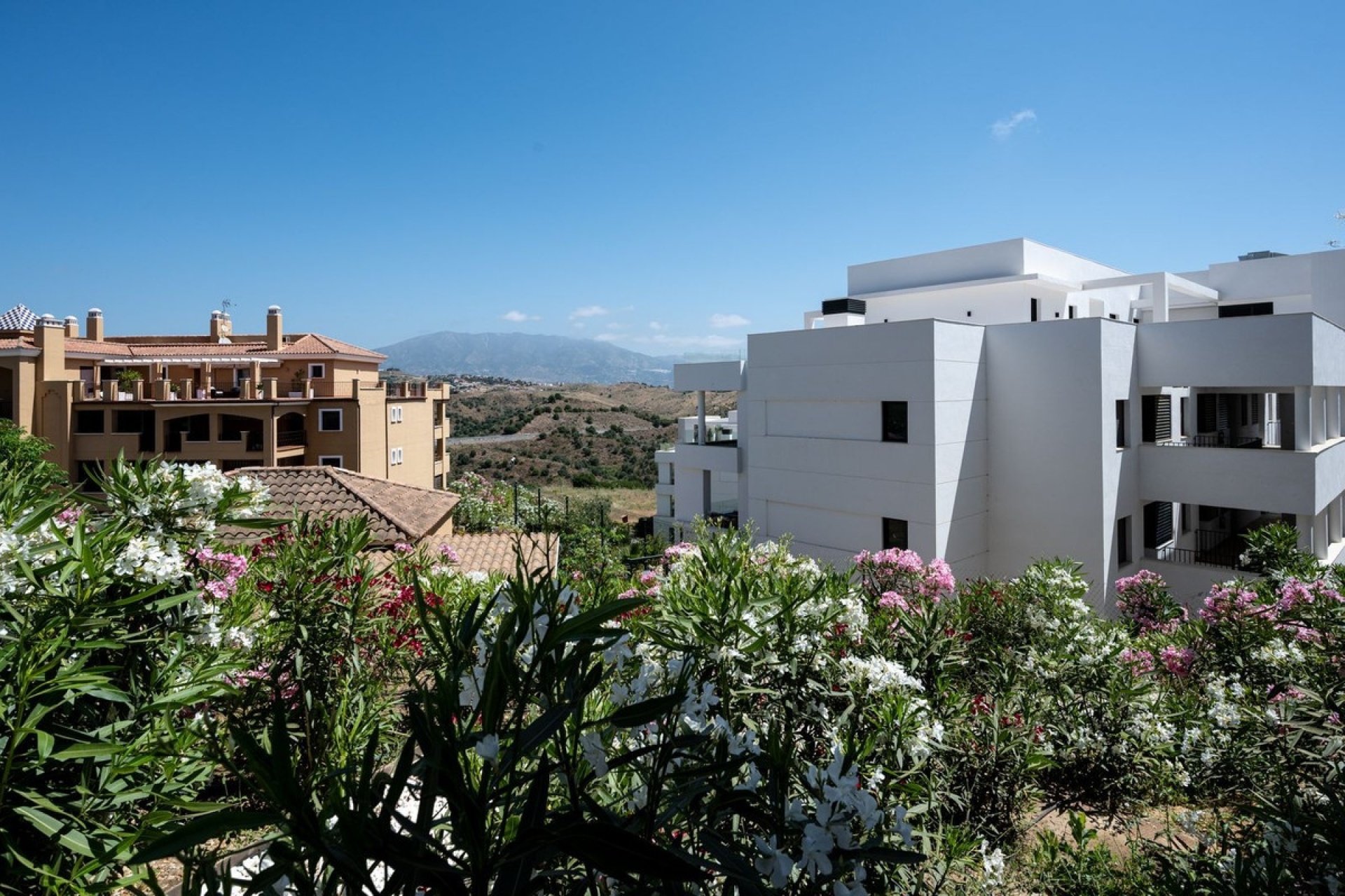 Resale - apartment - Mijas - Calanova Golf