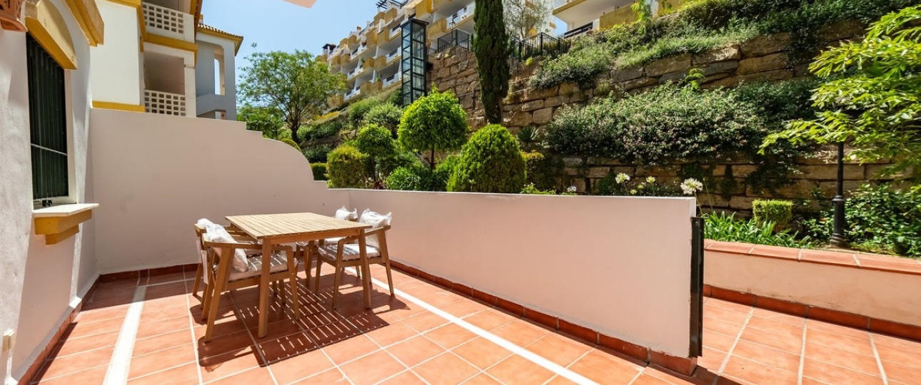 Resale - apartment - Mijas - Calanova Golf