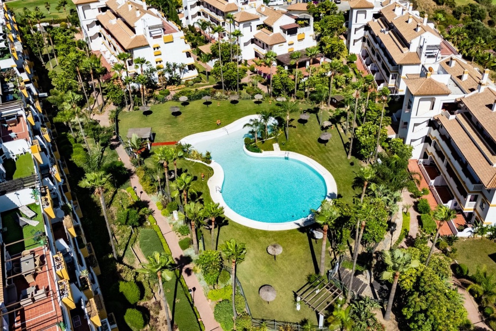 Resale - apartment - Mijas - Calanova Golf